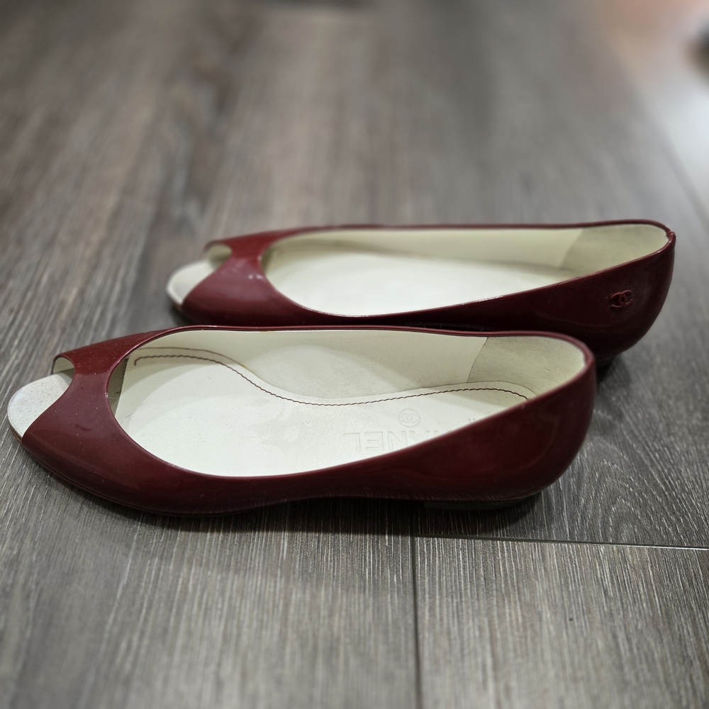 CHANEL Burgundy Peep-Toe Flats